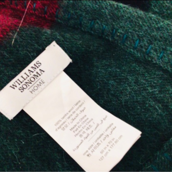Williams Sonoma Asymmetrical Plaid Scarf Black, Blue, Red, Green Lambswool soft - Picture 4 of 4